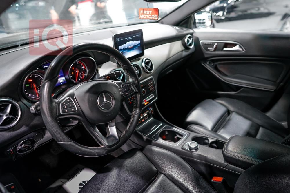 مرسيدس بنز GLA